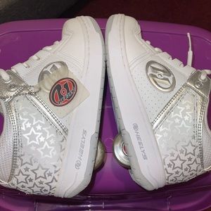 Women’s heelys